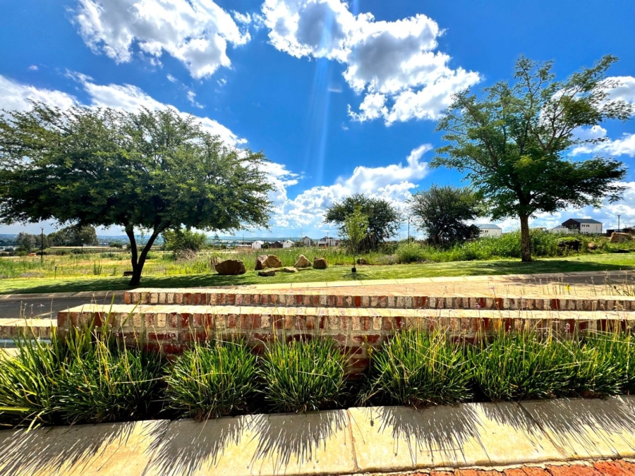 Commercial Property for Sale in Vyfhoek A H North West